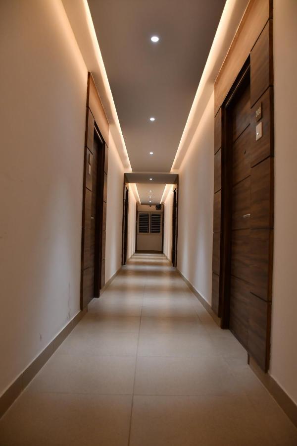 Adhikrishna Arcade Hotel Erode Kültér fotó