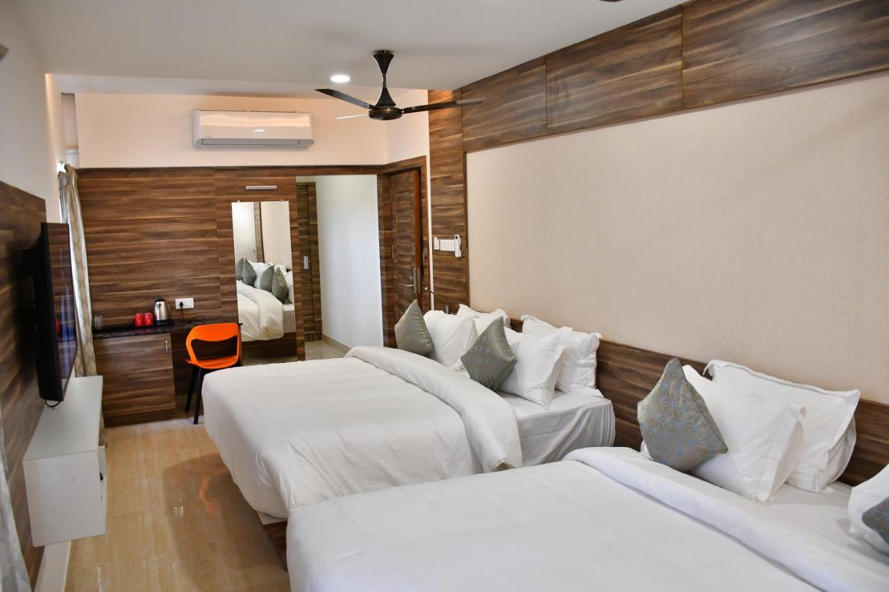 Adhikrishna Arcade Hotel Erode Kültér fotó